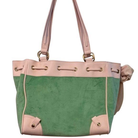 New viral Juicy Couture Scottie Dogs Daydreamer in Retro Green and pink!

. - Picture 3 of 6